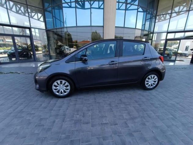 TOYOTA Yaris 1.0 5 porte Active rif. 23983824 - Foto 5