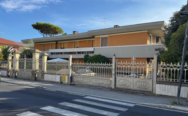Appartamento in vendita a Marina di Massa - Massa 70 mq Rif: 1429364