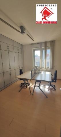 UFFICIO LUMINOSO 9 STANZE CABLATO DOPPIO INGRESSO 200MQ - Foto 6
