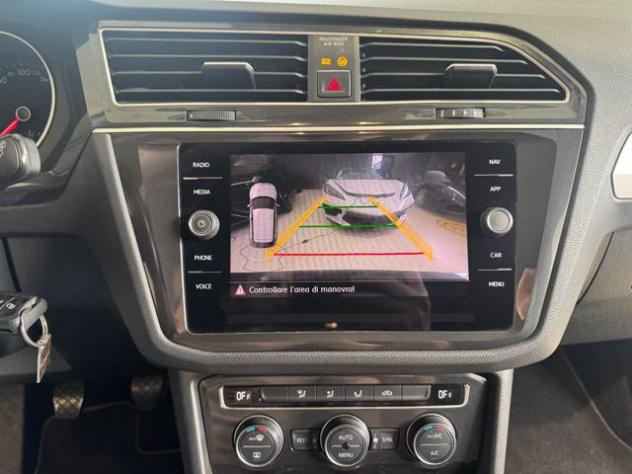 VOLKSWAGEN Tiguan 1.4 TSI Business BlueMotion Technology rif. 24089740 - Foto 8