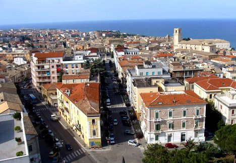APPARTAMENTO AFFITTA