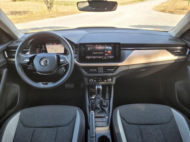 Skoda Kamiq 1.0 TSI 110 CV DSG Style - Foto 7