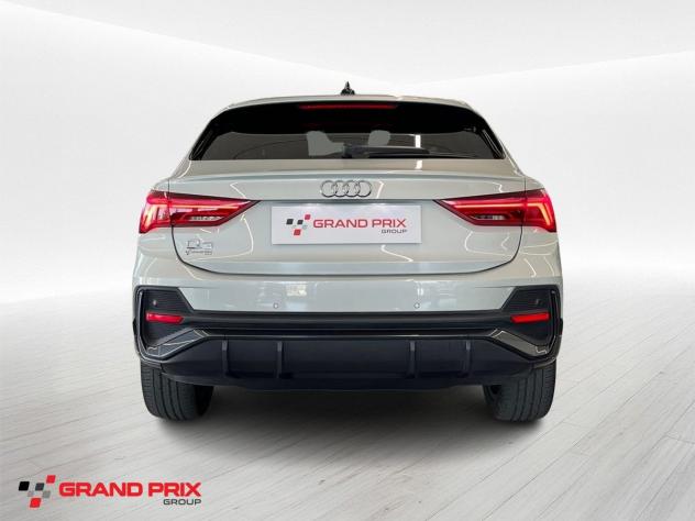 Audi Q3 SPB 45 TFSI e S tronic Business Plus - Foto 5