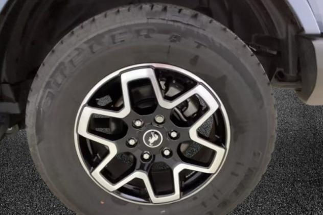 FORD Bronco 2.7 EcoBoost V6 335CV Outer Banks rif. 24049992 - Foto 4