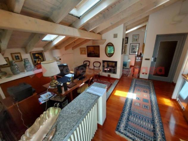 Villa di 550 m² con più di 5 locali e box auto doppio in vendita a Borgo Ticino - Foto 18