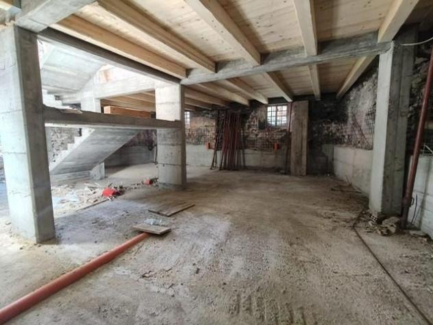 In baita in fase di ristrutturazione BILOCALE CON GIARDINO - Foto 13