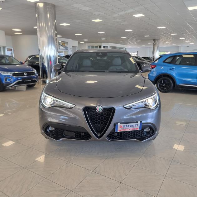ALFA ROMEO STELVIO SPRINT 2.2 TD 190cv AT8 Q4 Euro 6D - Foto 2