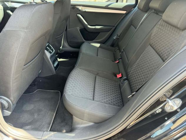 Skoda Octavia 1.6 TDI CR 115 CV Wagon Executive - Foto 8