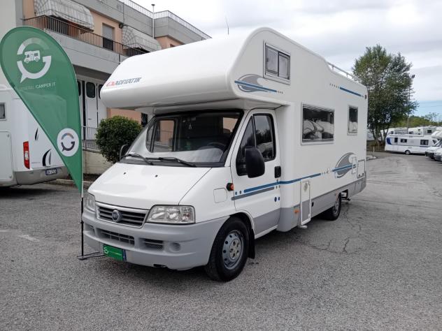 CAMPER ADRIA DUCATO MANSARDATO 6 POSTI DINETTE CENTRALE LETTI CASTELLO FOTOVOLTAICO TENDALINO LETTI CASTELLO CAMPEGGIO USATI GENERALI 1437 - Foto 2