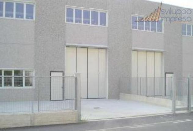 CAPANNONE DI RECENTE COSTRUZIONE IN VENDITA A CAMBIAGO - Foto 7