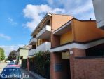 Appartamento arredato con giardino.