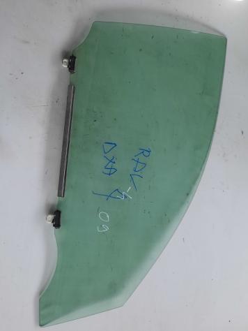 VETRO SCENDENTE ANTERIORE DESTRO TOYOTA Rav4 5° Serie (0912)