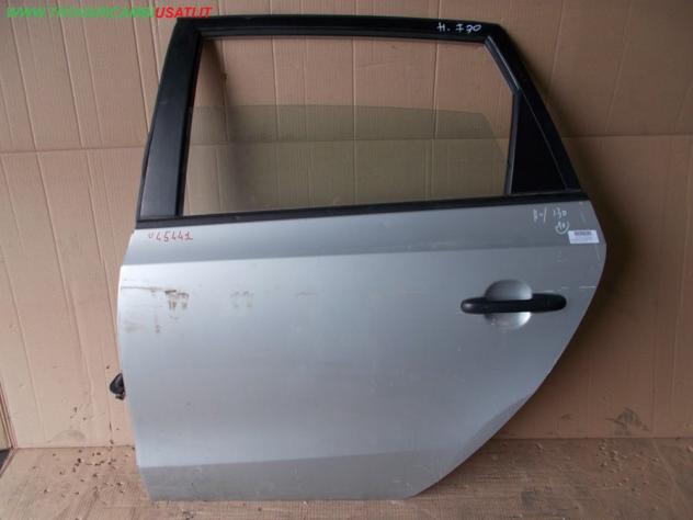 PORTA POST.S. ARGENTO SW HYUNDAI i 30 (GD) CW  Carrozzeria  Lamierati esterni  Porte  Porta post. sx. HYUNDAI - i 30 CW - 01-04-2008 - 01-06-2012