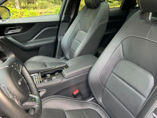 JAGUAR F-Pace 2.0 250 CV AWD R-Sport rif. 22495682 - Foto 9