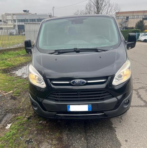 Ford Tourneo 310 2.0 TDCi 130CV PL Titanium - 9 posti - Foto 2