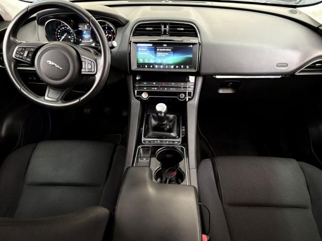 JAGUAR F-Pace 2.0D S&S Pure 163 6M E6D - 10-2019 - Foto 2