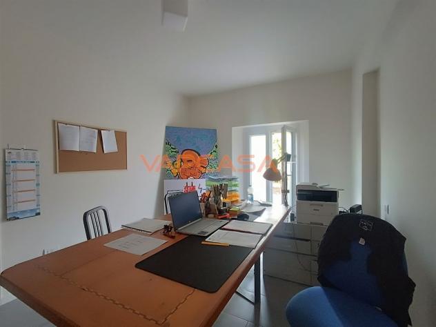 MAGAZZINO-DEPOSITO DI 75MQ CON ACCESSO CARRABILE + APPARTAMENTO RISTRUTTURATO - Foto 12