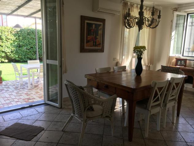 Villetta bifamiliare in vendita a Lido di Camaiore - Camaiore 200 mq Rif: 938648 - Foto 10