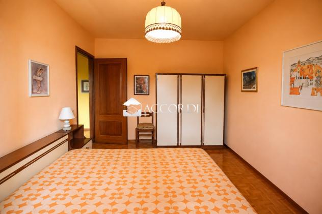 BIFAMILIARE di 10 vani e di 340 mq (GIAVERA DEL MONTELLO) rif. PE20 - Foto 8