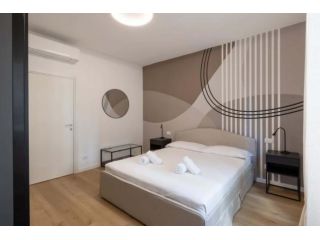 Elegante e moderno trilocale Parco Sempione