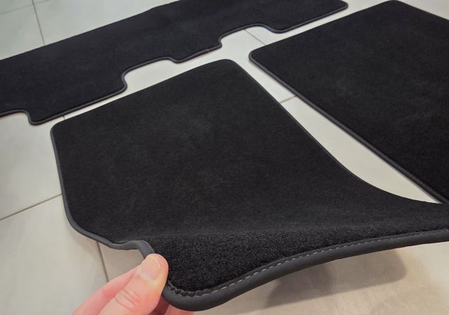 per Model Y Juniper Tappetini interni in moquette originali di prima dotazione - Foto 2