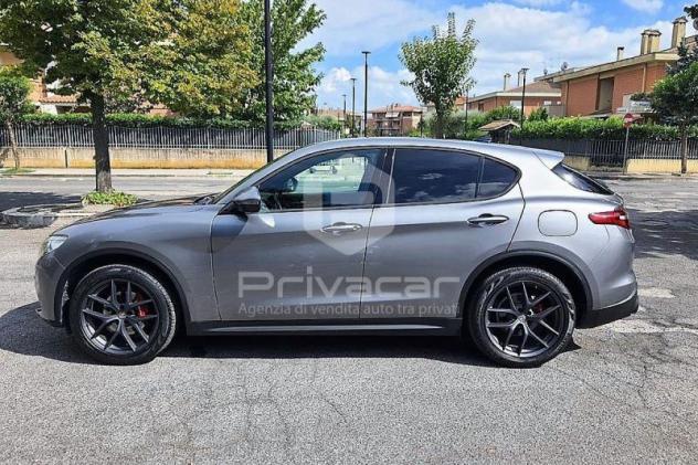 Alfa Romeo Stelvio Stelvio 2.2 Turbodiesel 210 CV AT8 Q4 Executive - Foto 8