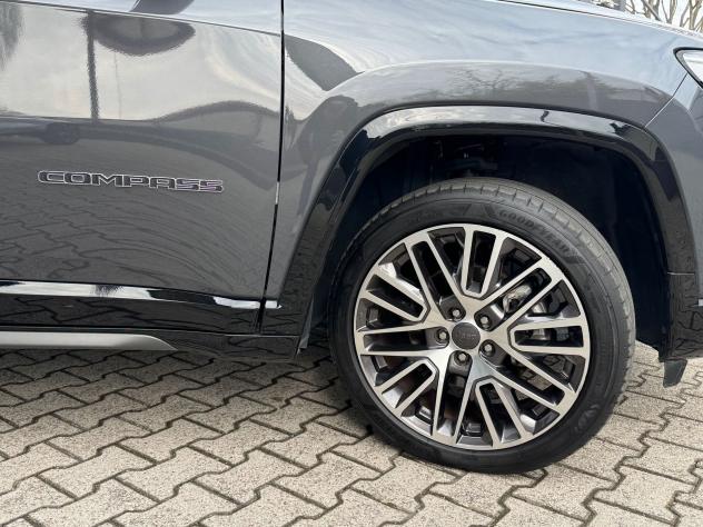 Jeep Compass e-Hybrid 1.5 Turbo MHEV T4 96kW Summit DDCT - Foto 10