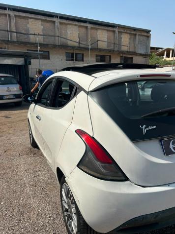 Lancia Ypsilon 1.3 MJT 16V 95 CV 5 porte S&S Silver P.S. VISTA E PIACIUTA - Foto 5