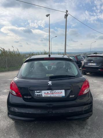 Peugeot 207 - Foto 4