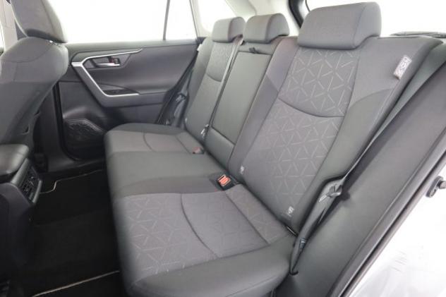 TOYOTA RAV4 RAV4 2.5 HV (218CV) E-CVT 2WD Active rif. 23738170 - Foto 3
