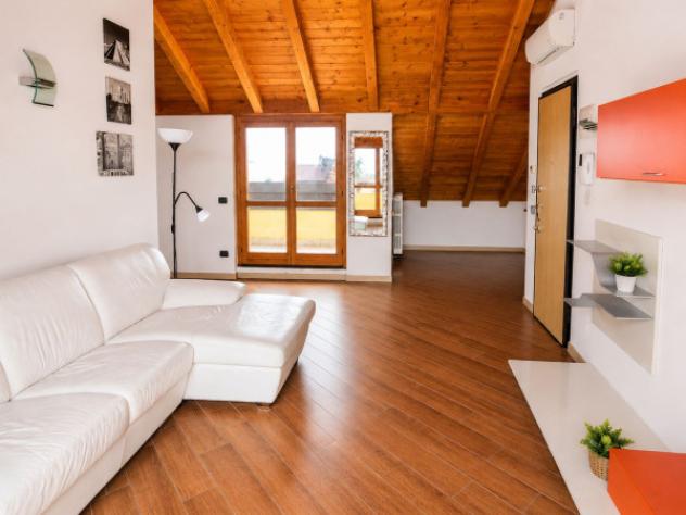 Appartamento di 85 m² con 2 locali e box auto in affitto a Rho - Foto 6