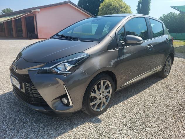 Toyota Yaris 1.0 5 porte Lounge - Foto 7