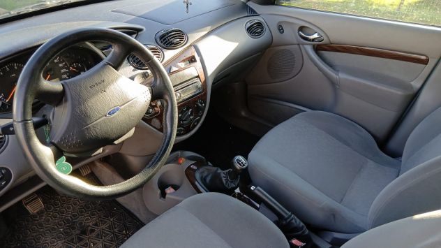 Ford focus 1.6 benzina del 1999 berlina - Foto 7