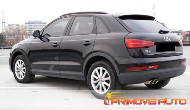 AUDI Q3 2.0 TDI 120 CV rif. 19332777 - Foto 9