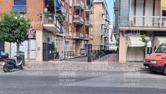 Alassio - Zona Ponente - Ampio Box - Foto 15