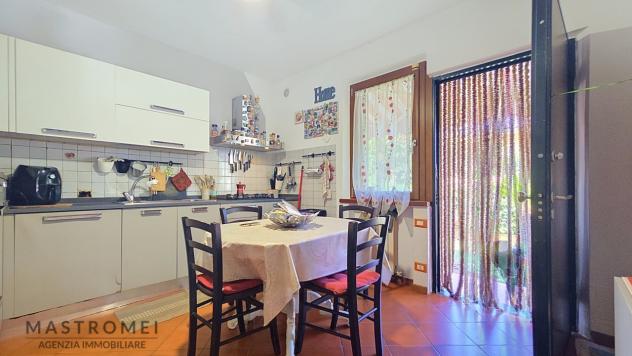 VILLINO di 8 vani e di 180 mq (CASTELFRANCO DI SOTTO) rif. 3617 - Foto 11