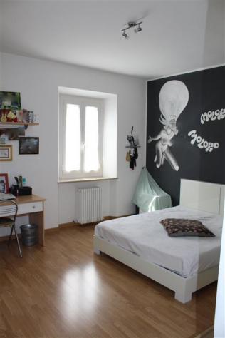 Elegante casa a schiera ristrutturata nel cuore del paese - Foto 11