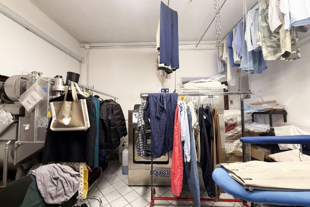 Novara, San Martino – Attività di lavanderia con avviamento ventennale - Foto 5