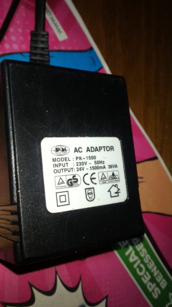 Alimentatore AC Adaptor  mod. PK-1500