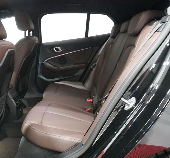 2022 BMW 120D xDrive PELLE SEDILI SPORTIVI FULL LED - Foto 5