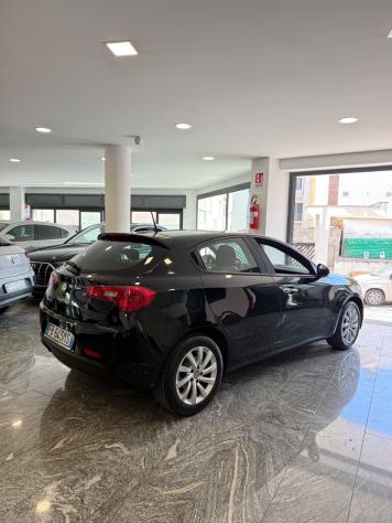 Alfa Romeo Giulietta 1.6 JTDm-2 120 CV Distinctive - Foto 4