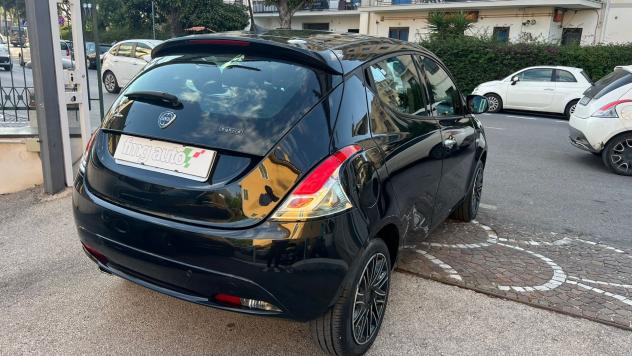 Lancia Ypsilon 1.0 FireFly 5 porte S&S Hybrid Gold Plus - Foto 4