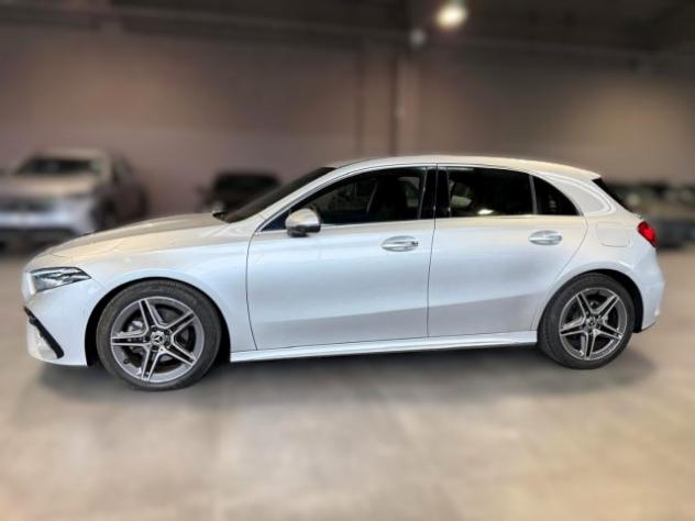 MERCEDES-BENZ A 180 Automatic Sport Premium AMG Line Usata Torino rif. 20961841 - Foto 5