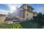 VILLETTA A SCHIERA SU 3 LIVELLI RIF. V1/2469