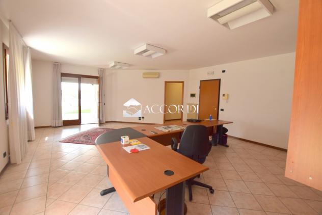 APPARTAMENTO di 3 vani e di 186 mq (MONTEBELLUNA) rif. PA313A - Foto 4