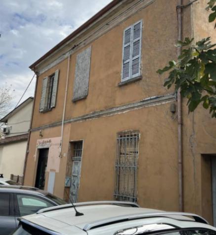 Immobile in asta di 167 m² con più di 5 locali e box auto in vendita a Ravenna - Foto 2