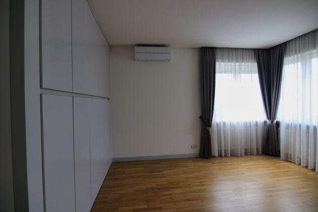 Thiene, dove lo specchio rivela la villa più bella - Foto 12