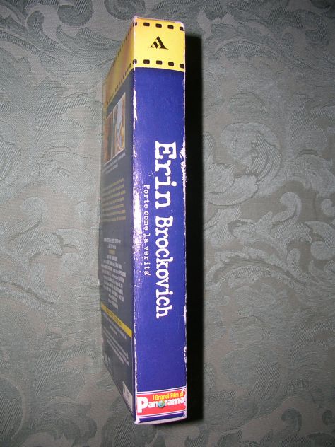 ERIN BROCKOVICH - Foto 2