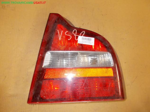 FANALE POST.D.(fino al 03/2003) VOLVO S80  Parti elettriche  Fanaleria  Fanali  Fanale post. sx. VOLVO - S80 - 01-07-1998 - 01-05-2006