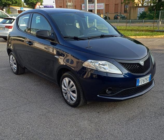 Lancia Ypsilon 1.2 69 CV 5 porte GPL Ecochic Platinum